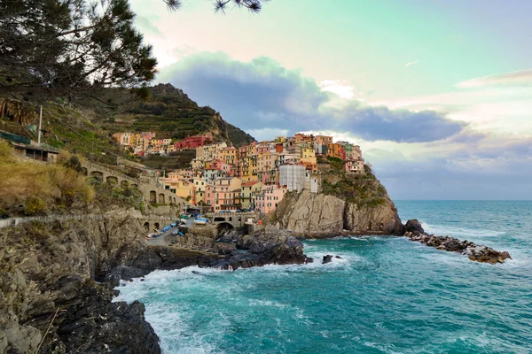 Άποψη του Manarola αυγή — Φωτογραφία Αρχείου