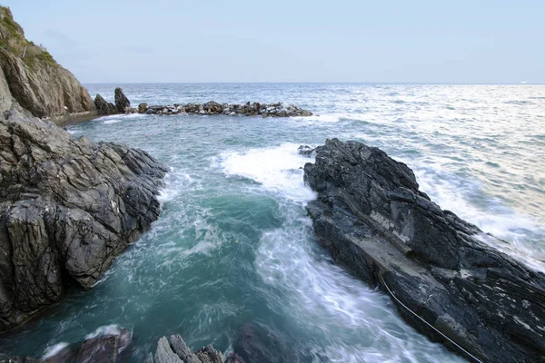 Krajina v Cinque Terre za svítání — Stock fotografie