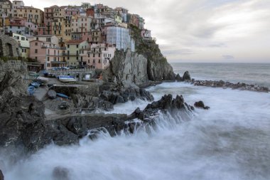Manarola görünümünü şafak