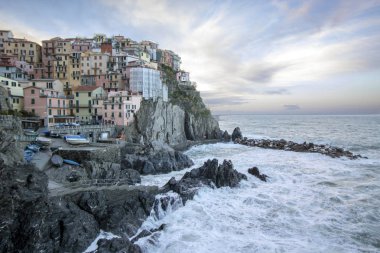 Manarola görünümünü şafak