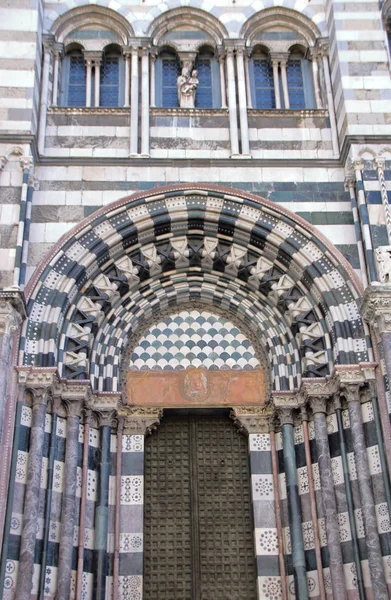 聖ロレンツォ大聖堂 — ストック写真