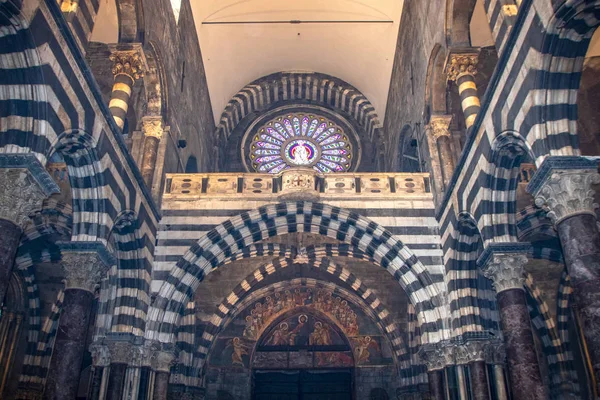 聖ロレンツォ大聖堂 — ストック写真