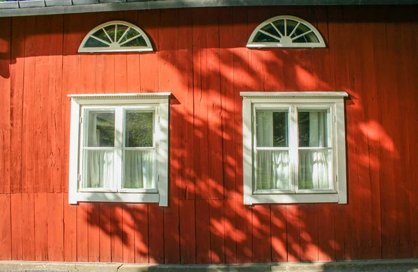 Типичные деревянные дома Экенаса — стоковое фото