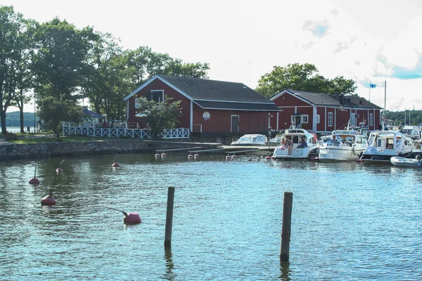 Ekenas kleine haven in Finland — Stockfoto