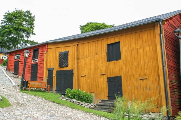 Casas de madeira vermelha de Porvoo, Finlândia — Fotografia de Stock