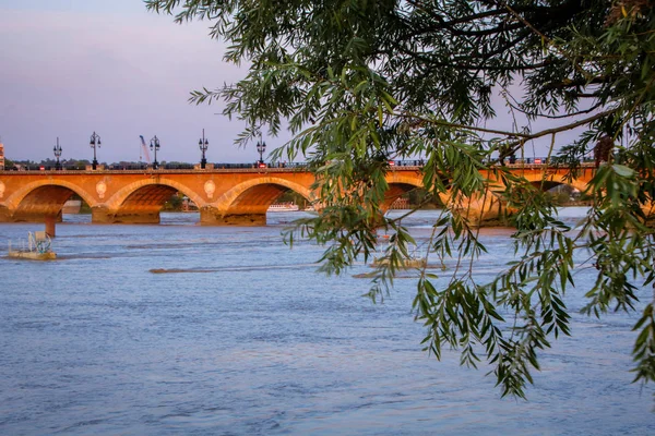 Pont pierre em Bordeaux — Fotografia de Stock