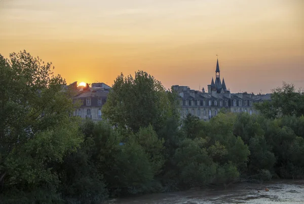 Bordeaux o zachodzie słońca — Zdjęcie stockowe