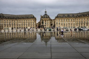 BORDEAUX 'ta - 08 / 25 / 2017 - Place de la Bourse