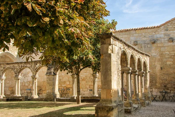 Claustro de Les cordeliers — Fotografia de Stock