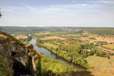 Dordogne vadisi ve nehri