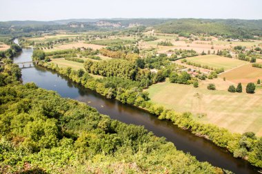 Dordogne vadisi ve nehri
