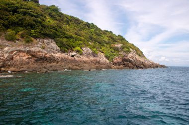 Vietnam 'daki Cu Lao Cham adalarından biri olan Cu Lao Cham adası, Orta Vietnam' daki biyosfer rezervi.