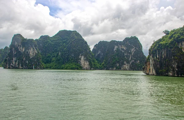 Bellissimo Scenario Della Baia Halong Vietnam — Foto Stock