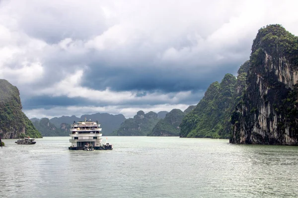 Krásná Scenérie Halong Bay Vietnamu — Stock fotografie