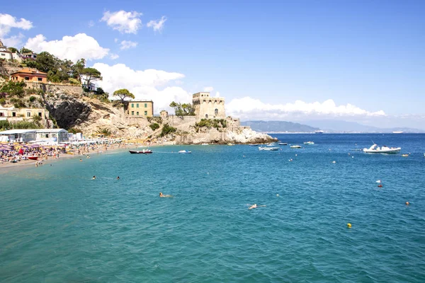 Erchie Włochy Czerwcu 2020 Zatoka Plaża Erchie Wybrzeżu Amalfi Włochy — Zdjęcie stockowe