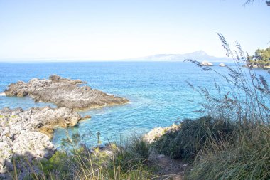 İtalya 'nın Basilicata bölgesinde Maratea kıyısında Darsena adında küçük bir körfez.