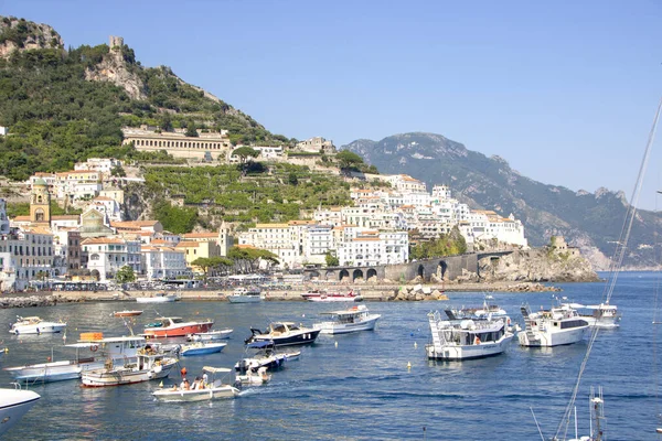 Amalfi Itália Junho 2020 Paisagem Aldeia Litoral — Fotografia de Stock