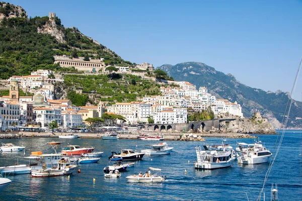 Amalfi Itália Junho 2020 Paisagem Aldeia Litoral — Fotografia de Stock