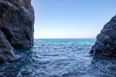 İtalya 'nın Basilicata kentindeki Maratea kıyı şeridinin manzarası