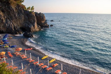 Maratea, Basilicata, İtalya 'daki güzel Marina veya Santa Teresa plajı