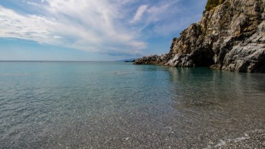 İtalya 'nın Basilicata kentindeki Maratea kıyı şeridinin manzarası