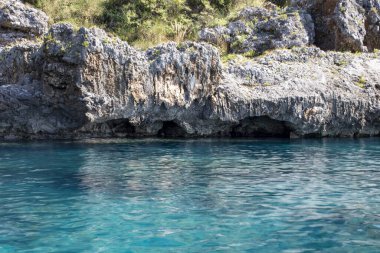 İtalya 'nın Basilicata kentindeki Maratea kıyı şeridinin manzarası 