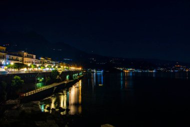Diamante 'nin gece manzarası, Calabria, İtalya
