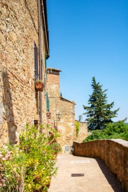 Pienza 'nın ortaçağ mimarisi, İtalya' nın Toskana kentindeki eski şehir. 