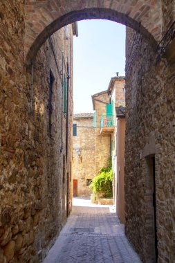Pienza 'nın ortaçağ mimarisi, İtalya' nın Toskana kentindeki eski şehir. 