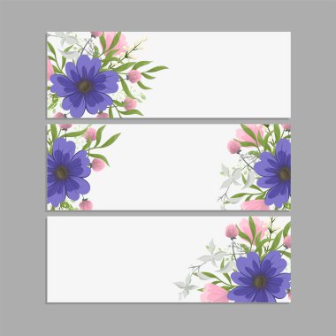 Renkli çiçekli çerçeve çiçek kümesi.