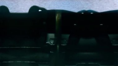 İşsiz Word closeup olmak yazarak ile ses ve kağıda eski daktilo 4k görüntüleri üzerinde merkezli .