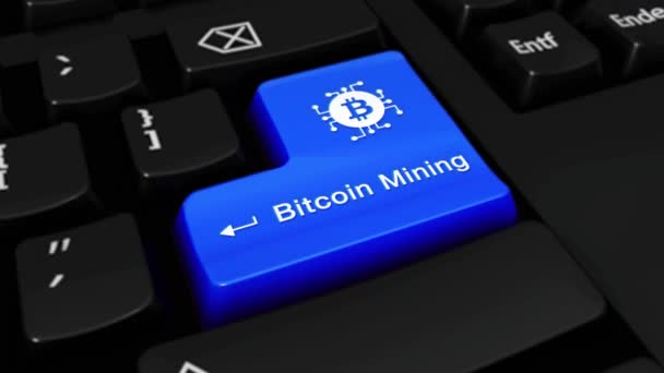 95. Bitcoin minería movimiento redondo en el botón del teclado de la computadora . — Vídeo de stock