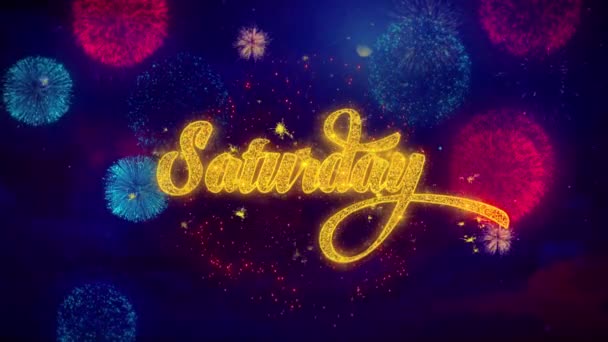 Sábado saudação texto Sparkle partículas em fogos de artifício coloridos — Vídeo de Stock
