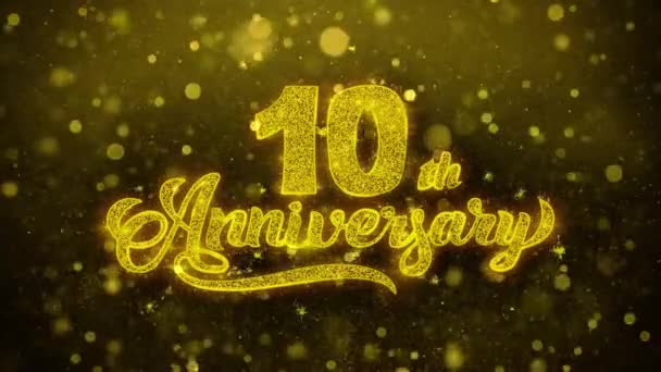 Decimo anniversario felice Golden Text Particelle lampeggianti con spettacolo pirotecnico d'oro — Video Stock