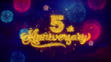 5. Mutlu Yıldönümü Tebrik Metin Parıltı Parçacıklar Renkli Havai Fişek