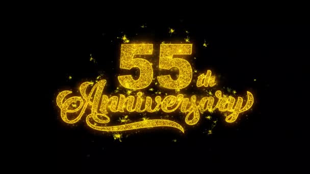 55º Feliz Aniversario Tipografía Escrita con Partículas Doradas Chispas Fuegos artificiales — Vídeos de Stock