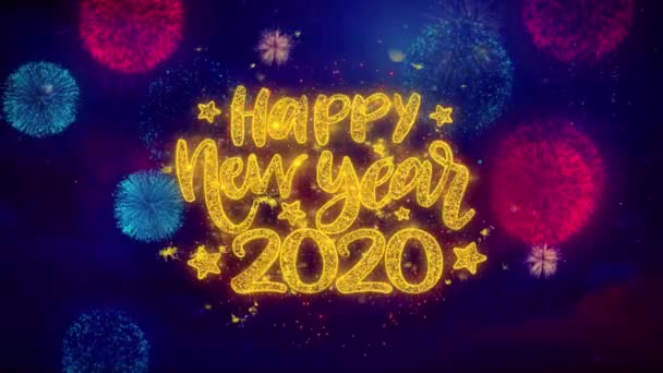Feliz Año Nuevo 2020 deseo texto sobre colorido Ftirework Explosión partículas . — Vídeos de Stock
