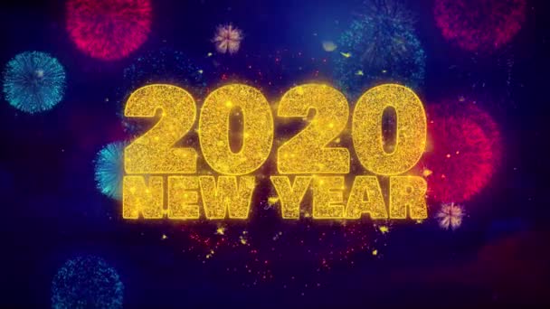 2020年新年祝福文字上五颜六色的花式爆炸粒子. — 图库视频影像