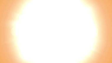 4K Simetrik Patlama Parlak Döngü Güneş animasyonunda optik merceklerin yanıp sönmesi.