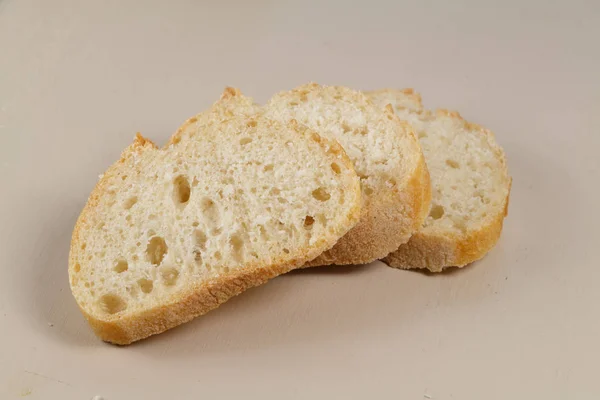 Τρεις Φέτες Γαλλική Μπαγκέτα Ψωμί — Φωτογραφία Αρχείου