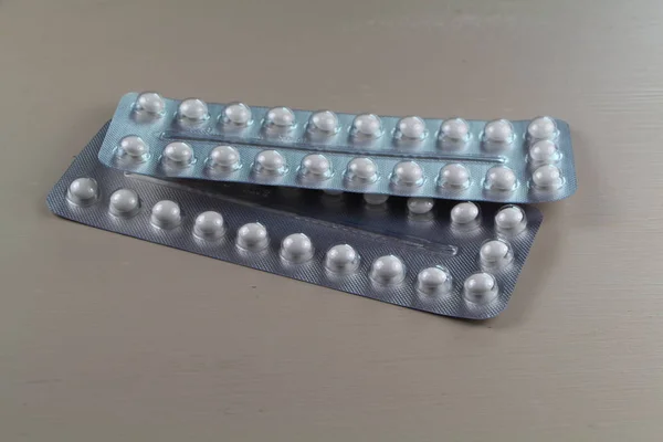 Embalagens de pílulas contraceptivas — Fotografia de Stock