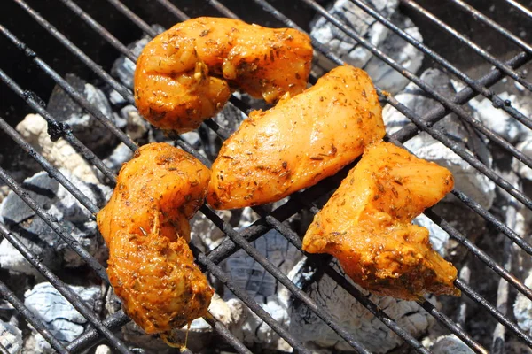 Pácolt grillezett csirkemell, barbecue — Stock Fotó