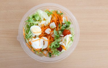 Endüstriyel karışık salata