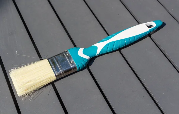 Paintbrush for tinkering — Stock Photo, Image