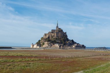 Mont Saint-Michel düşük gelgit
