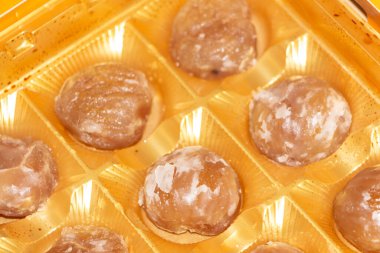 Noel için plastik ambalajda şekerli kestane