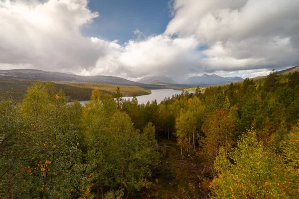 Norveç Açık Peyzaj Içinde Güzel Sonbahar Renkleri Hindistan Yaz Gibi — Stok fotoğraf