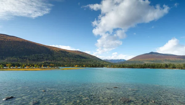 Noorse Landschap Tijdens Prachtige Herfstkleuren Van Hemel — Stockfoto
