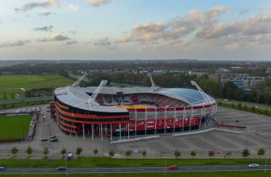 Hollanda Alkmaar 20 Ekim 2018: Afas futbol stadyumu, yüksek açısından gördüm