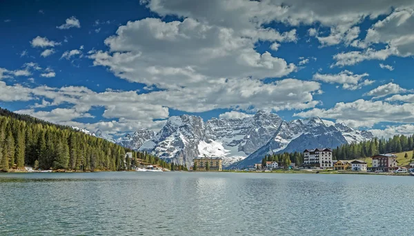 Pohled Sankt Moritz Švýcarsku Jarní Době Sníh Vrcholcích Alp — Stock fotografie